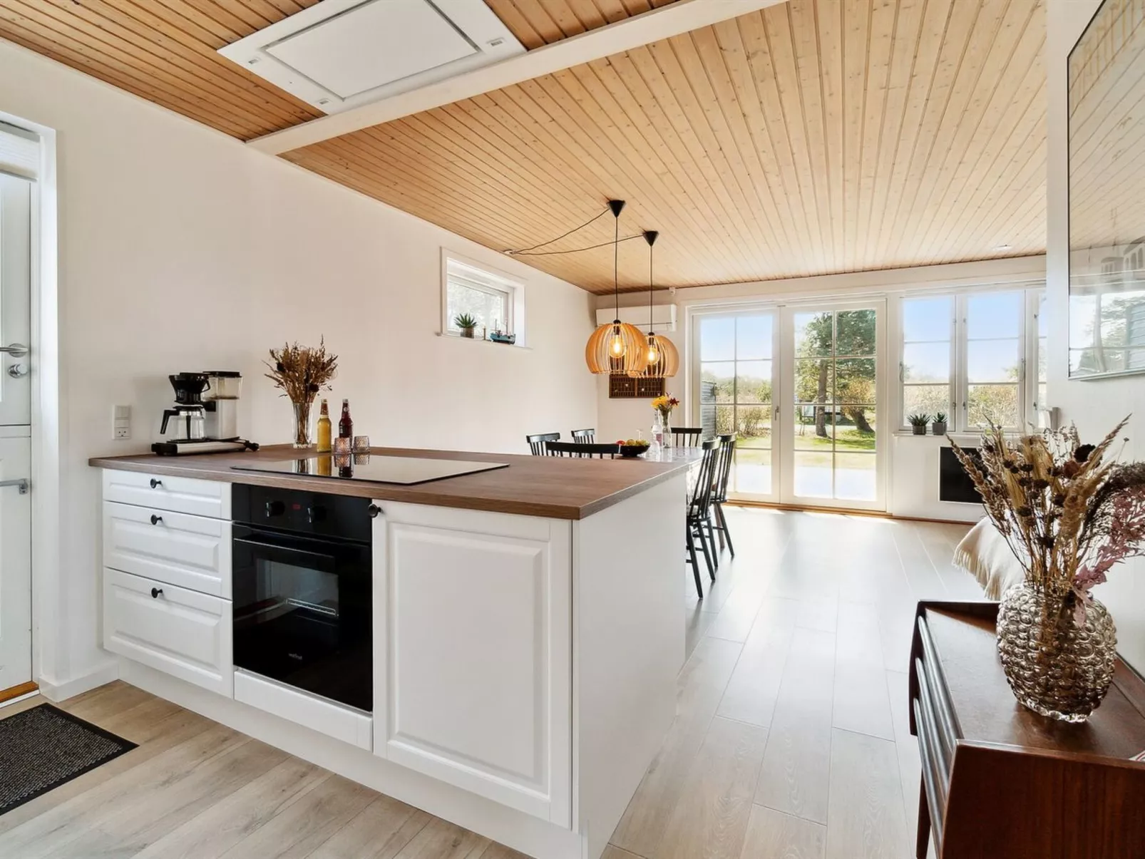 "Peadda" - 150m from the sea-Binnen