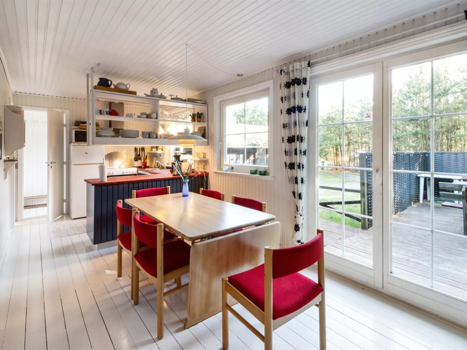 "Eimi" - 1.5km from the sea-Binnen