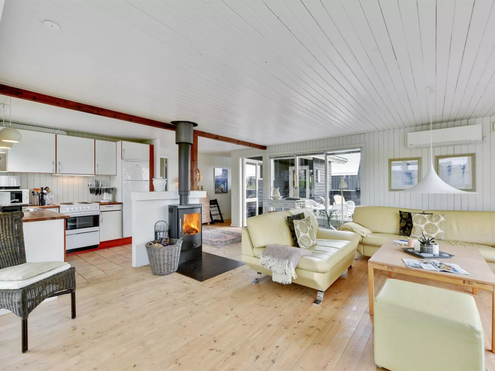 "Marika" - 500m from the sea