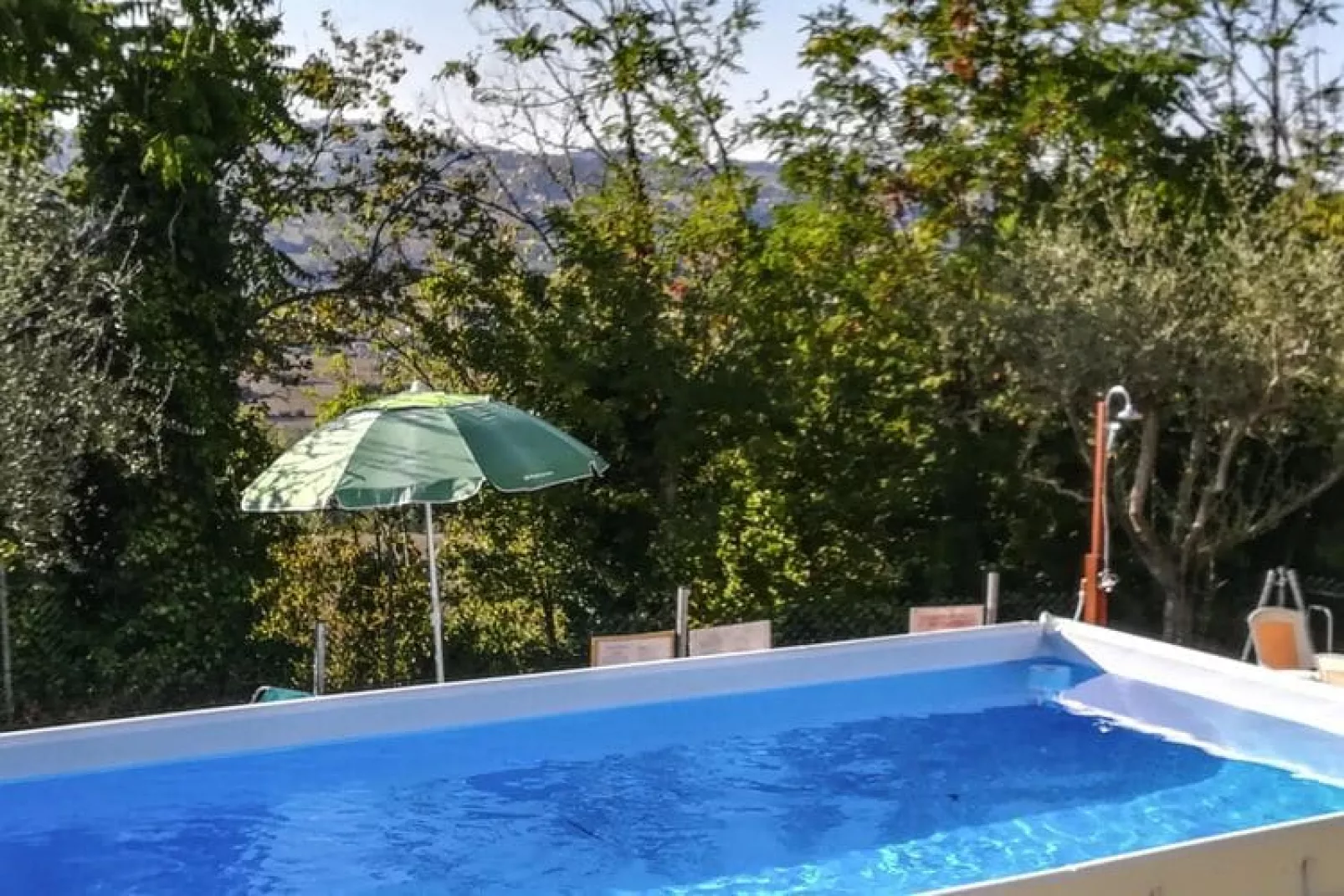Holiday home dei Pavoni Montemaggiore con Piscina privata