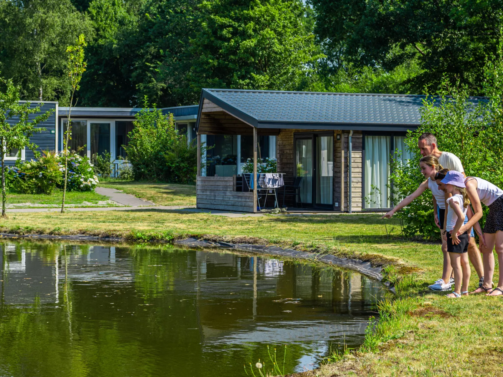 L-Pavilion 6-Buiten