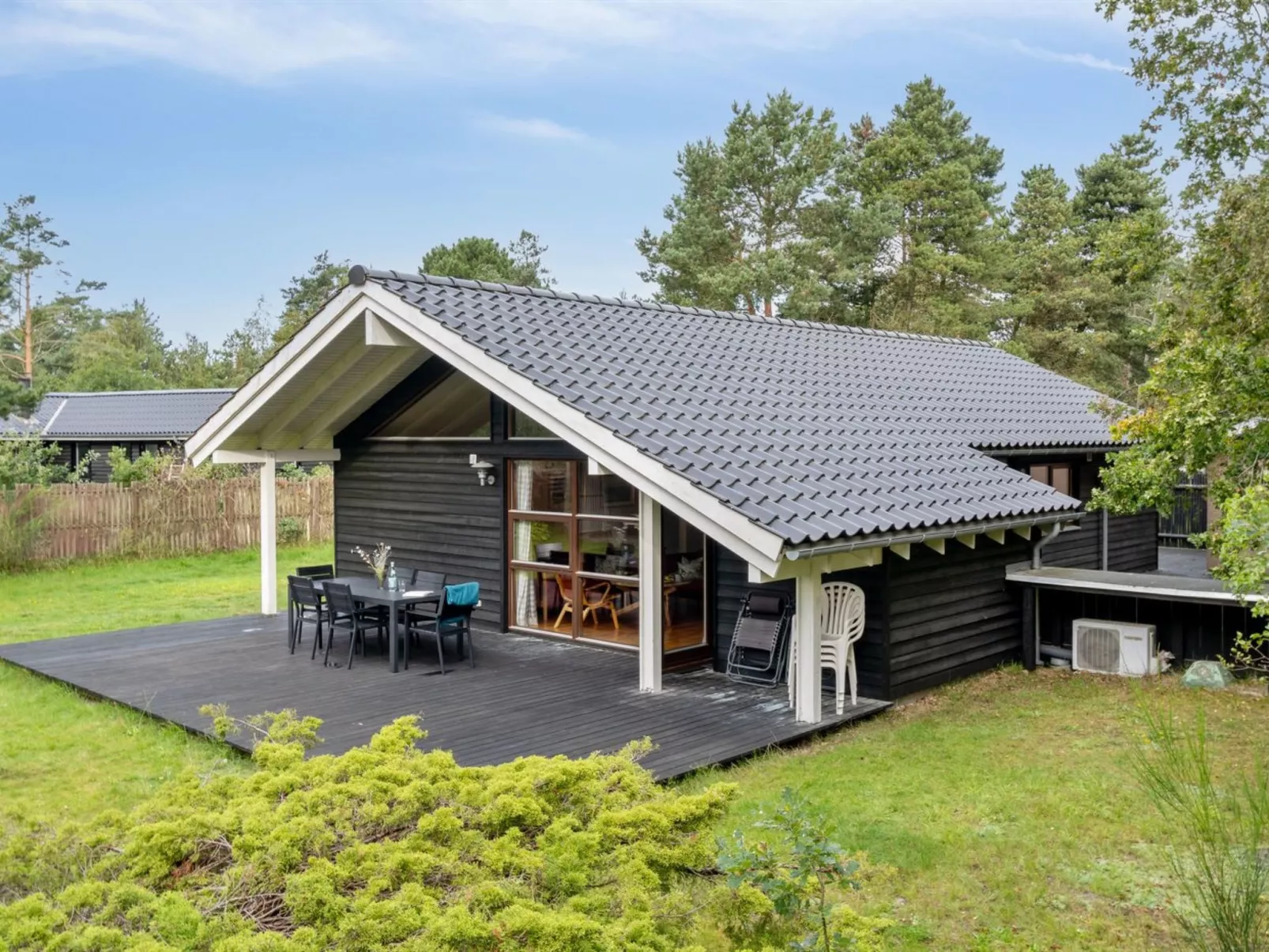"Wilgrib" - 400m from the sea