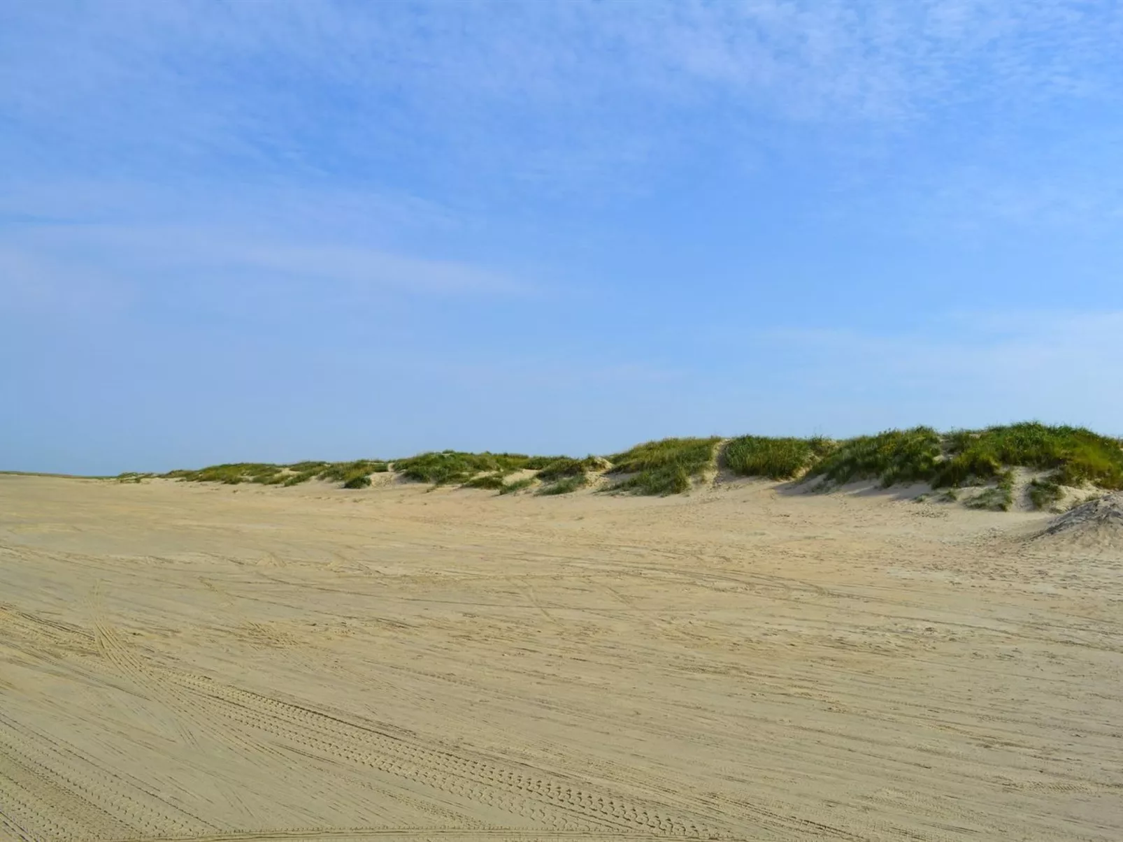 "Kerlin" - 500m from the sea-Binnen