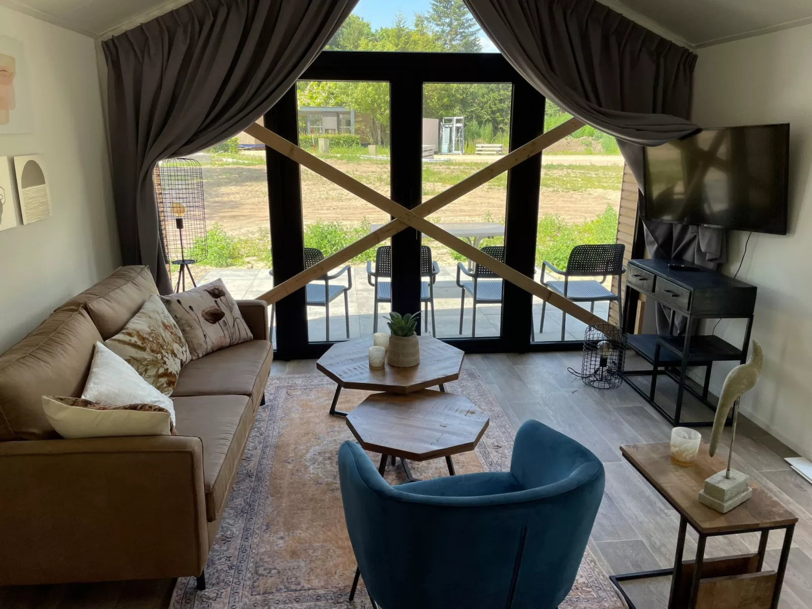 Forest Lodge 4-Binnen