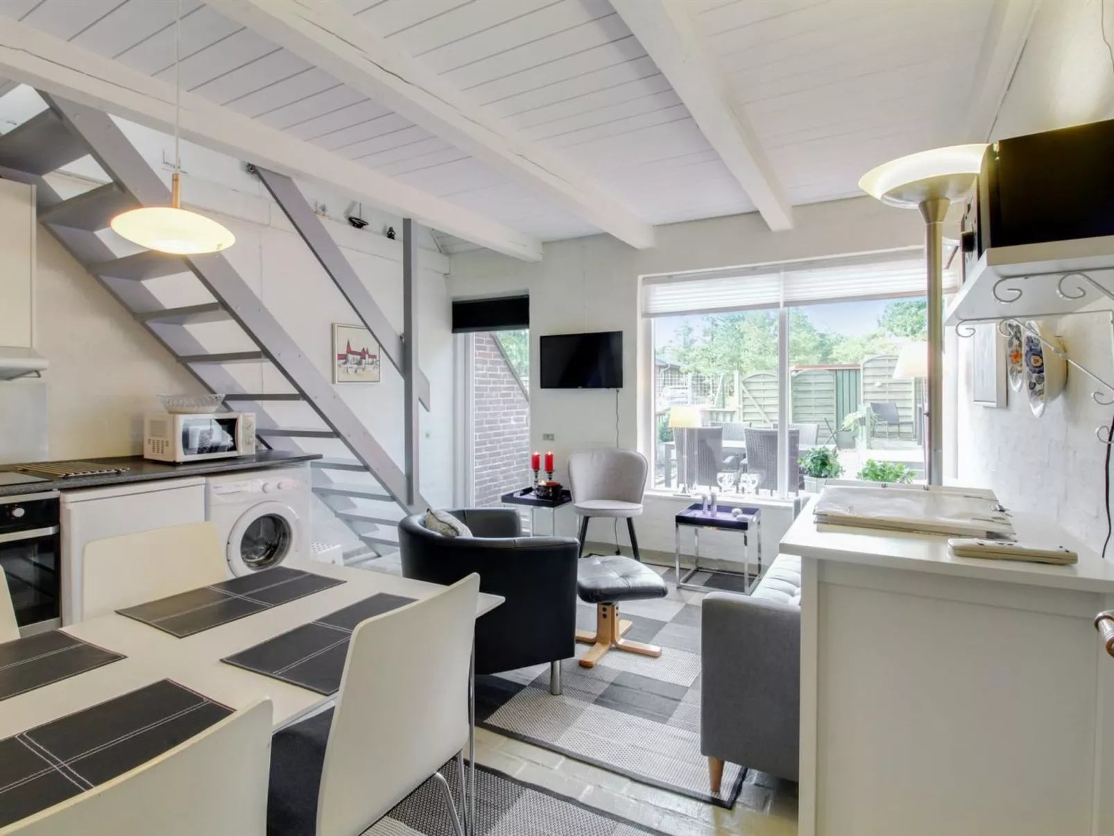 "Volmer" - 3.9km from the sea-Binnen