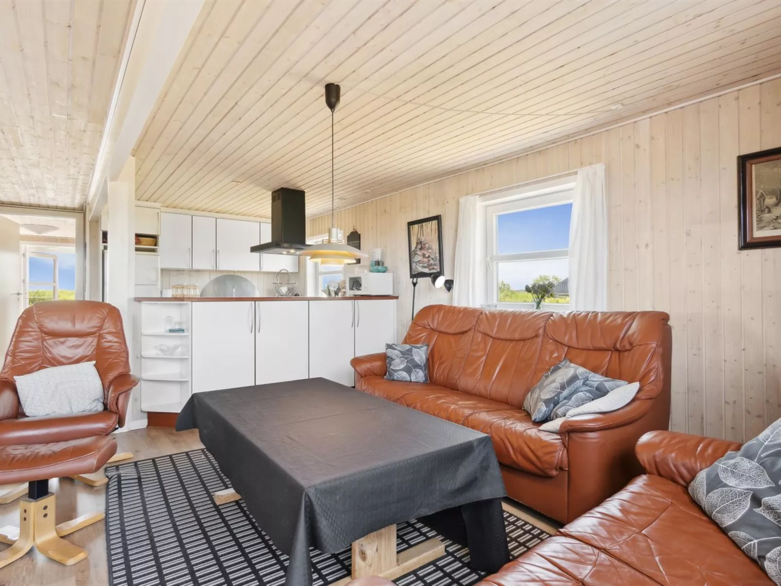 "Andor" - 500m from the sea-Binnen