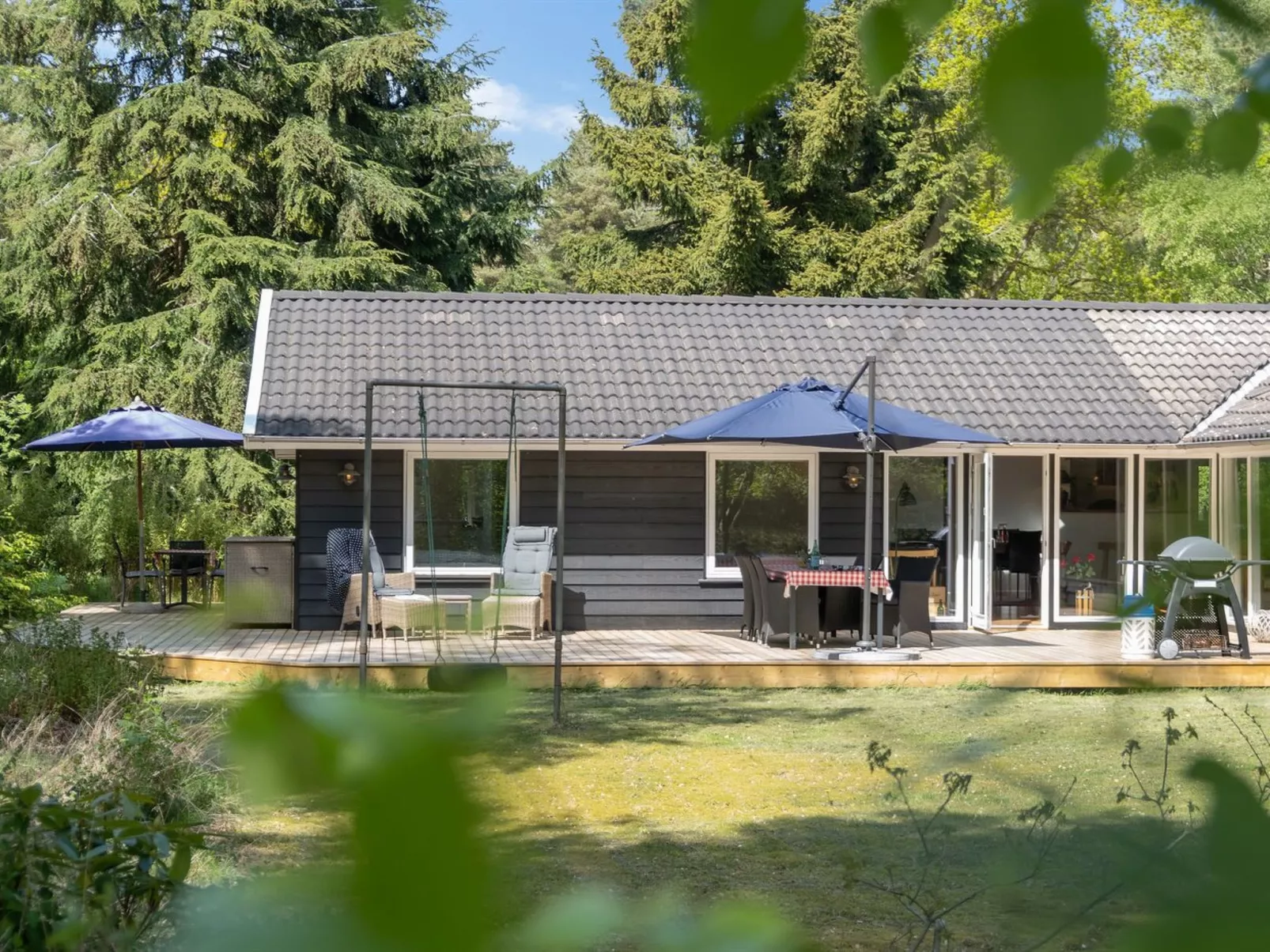 "Amina" - 1.1km from the sea-Buiten
