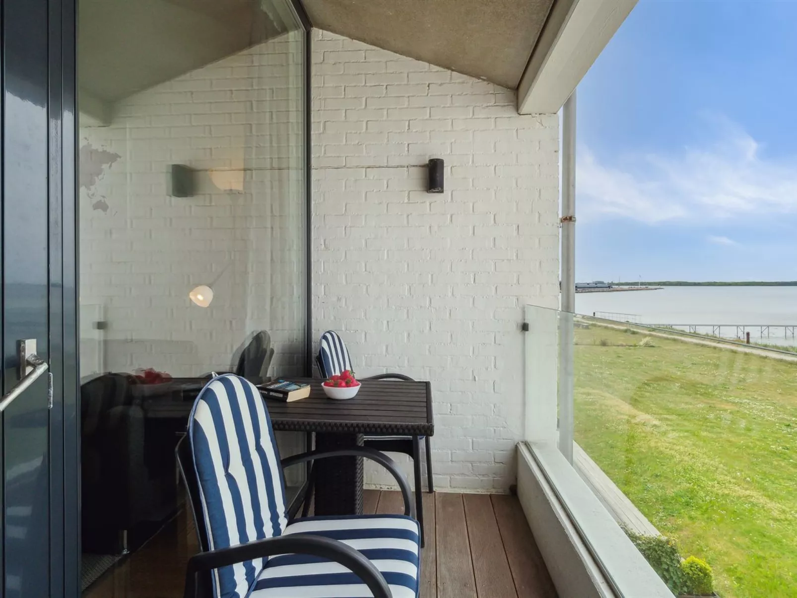 "Jærind" - 20m from the sea-Buiten