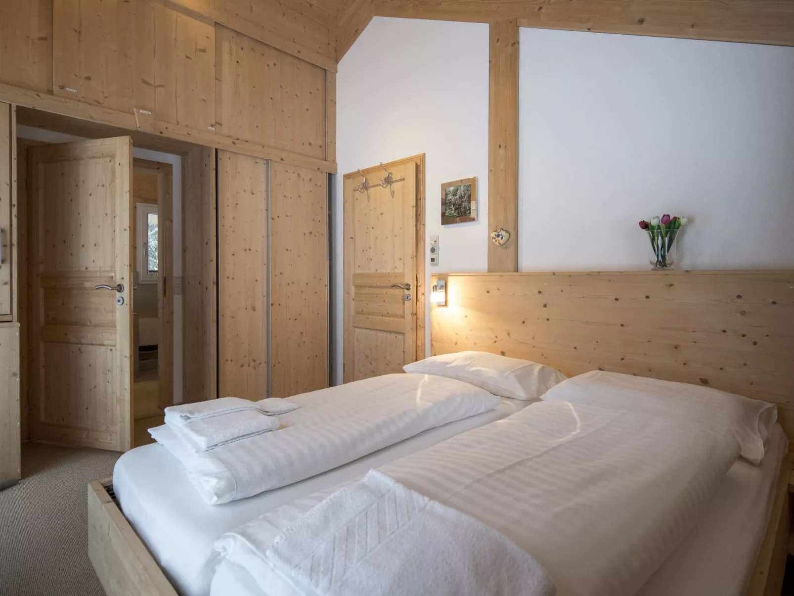 #42 mit Sauna und Sprudelbad innen-Binnen