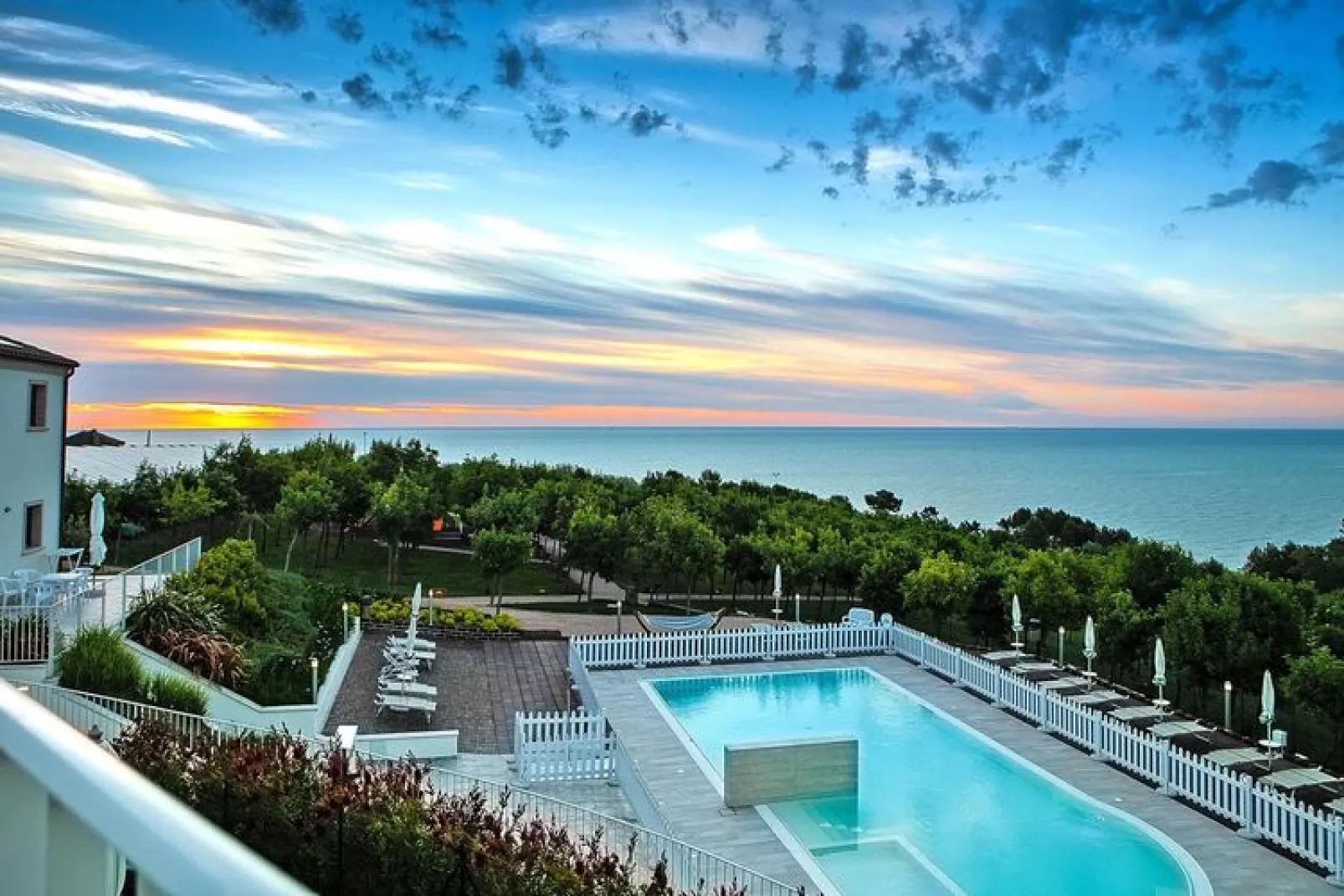 Holiday resort Contea dei Ciliegi Pedaso Typ trilo-trilo-Zwembad