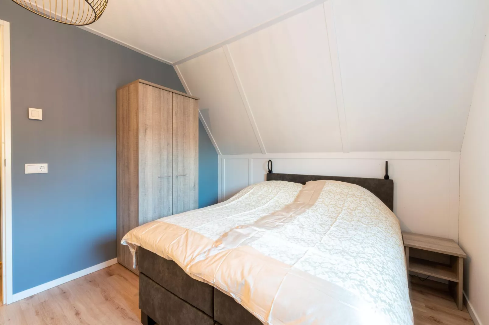 De Ooievaar Huis NR 23-Slaapkamer