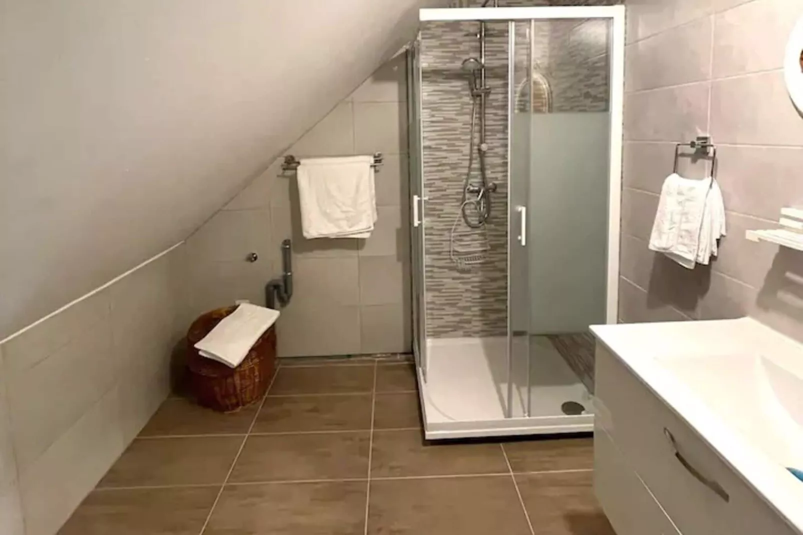 APPARTEMENT ERTEN 4 PERS - Badkamer