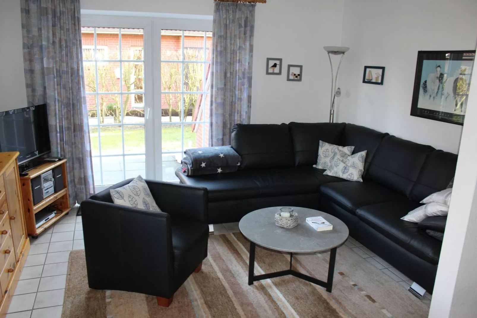 Ferienhaus Neßmersiel-Woonkamer