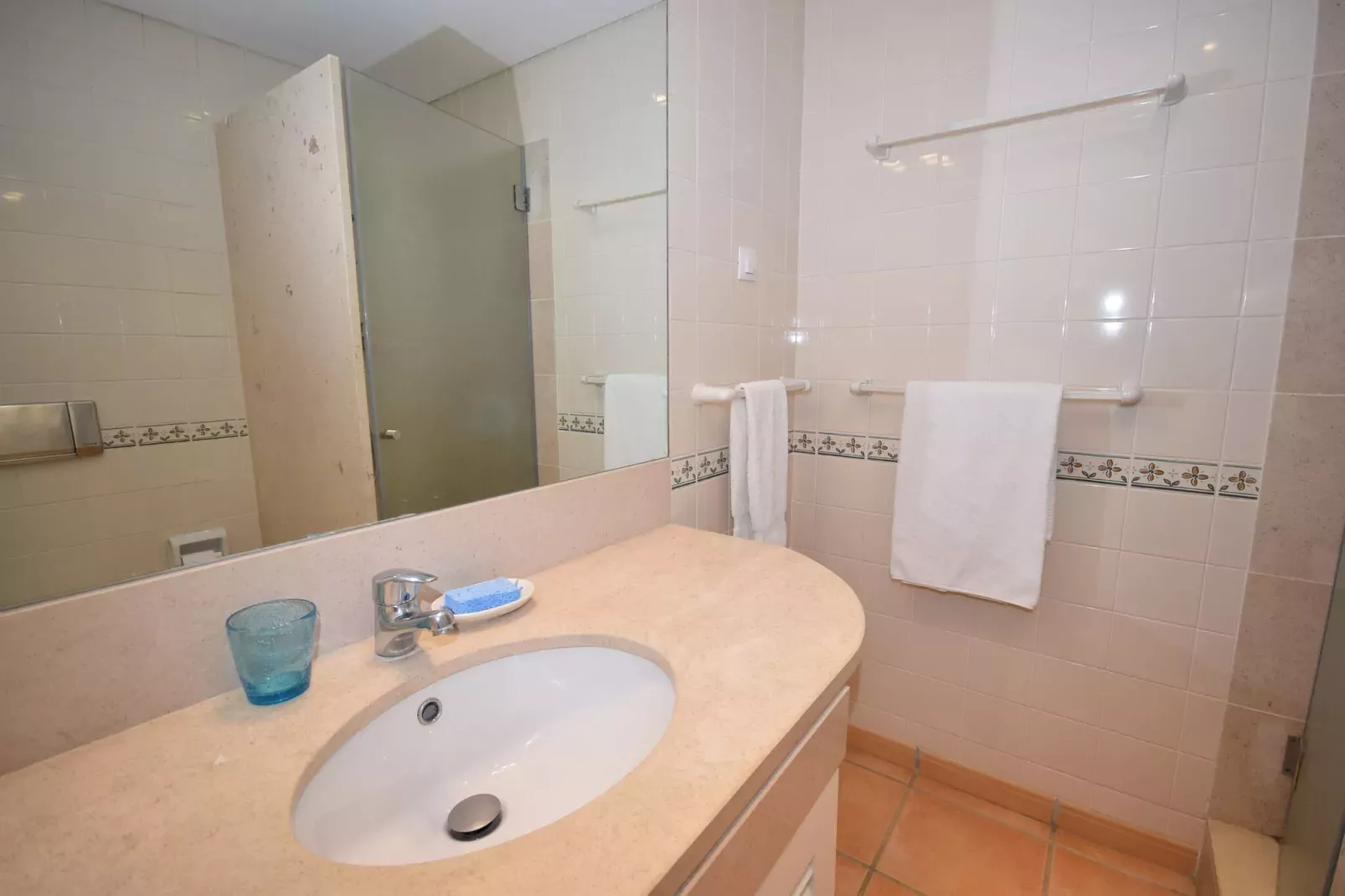 Apmto Villa Sol-Badkamer