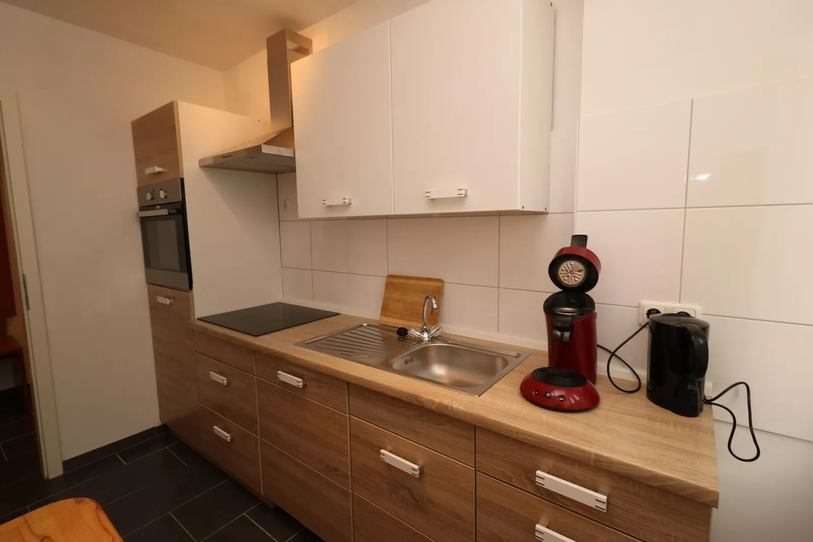 Zentrales Apartment in Messenähe-Keuken