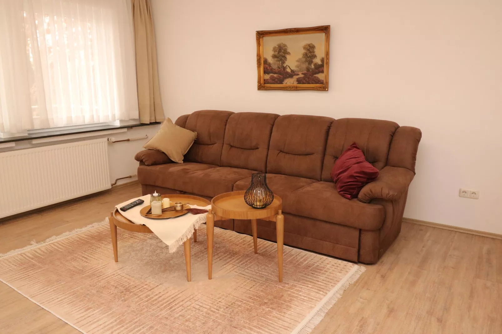 Apartment mit Wasserbett-Woonkamer