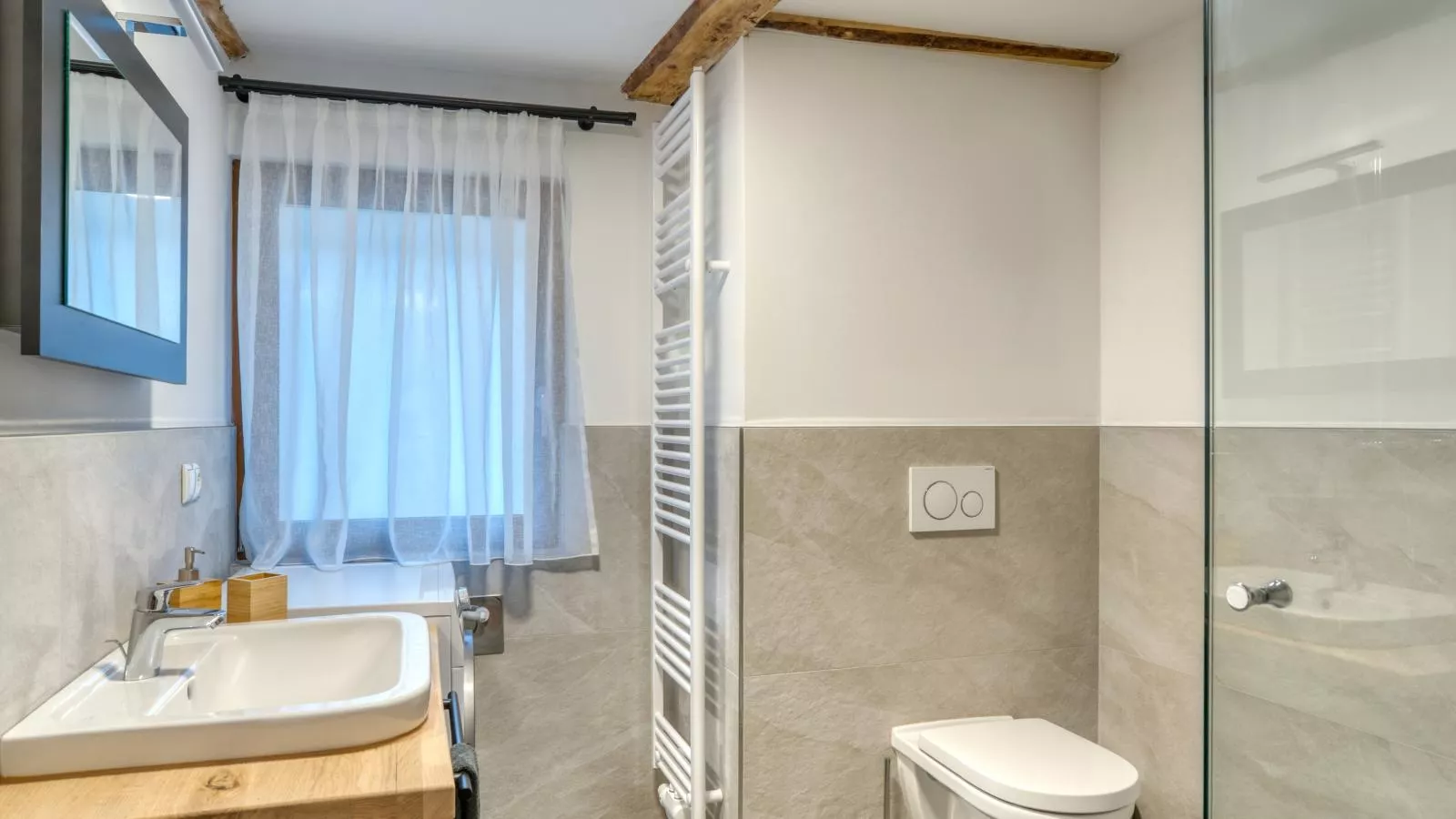 Chalet Bergglück-Badkamer