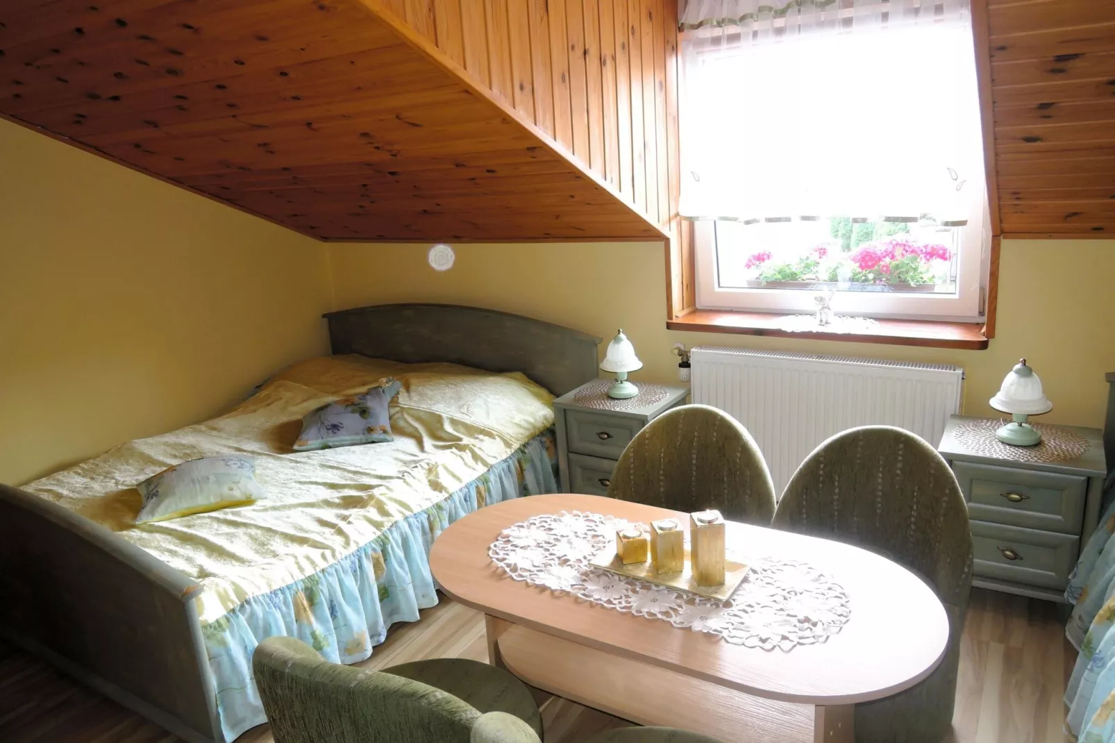 Komfortowy dom wakacyjny dla 12 osób w Kołczewie-Slaapkamer