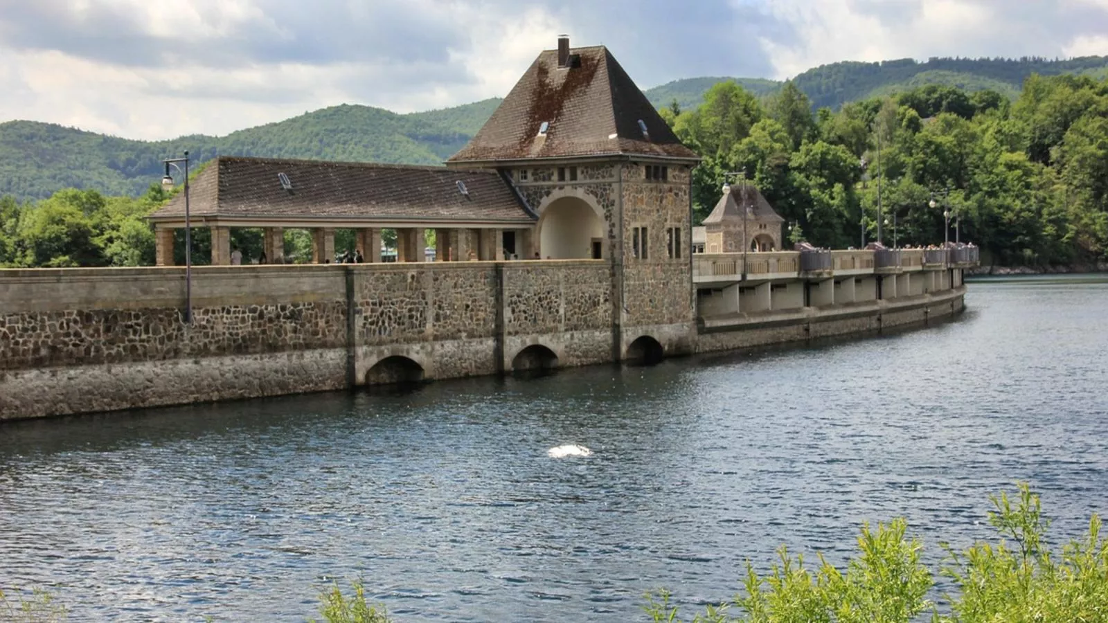 Oude Pastorie en Dorpsschool Netze-Waldeck
