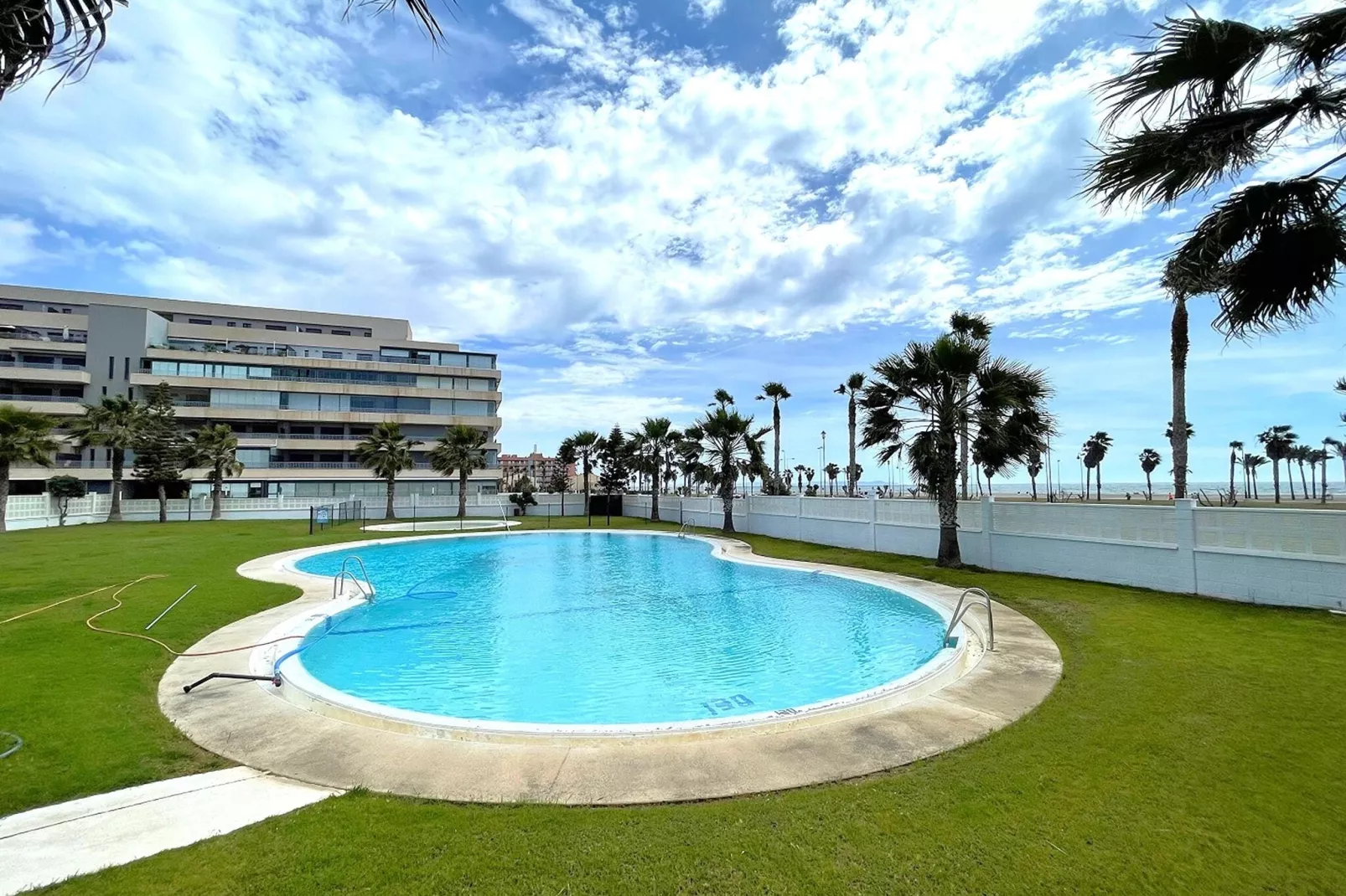Mirador Playa Serena III-Buitenkant zomer