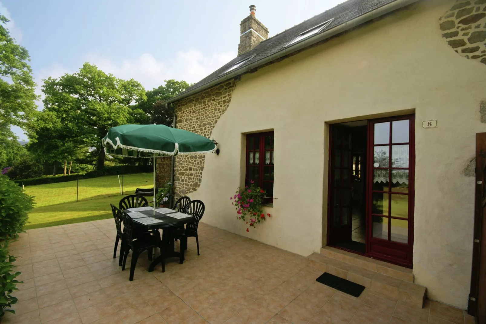 Maison à 1/2h du Mont Saint Michel-Terrasbalkon