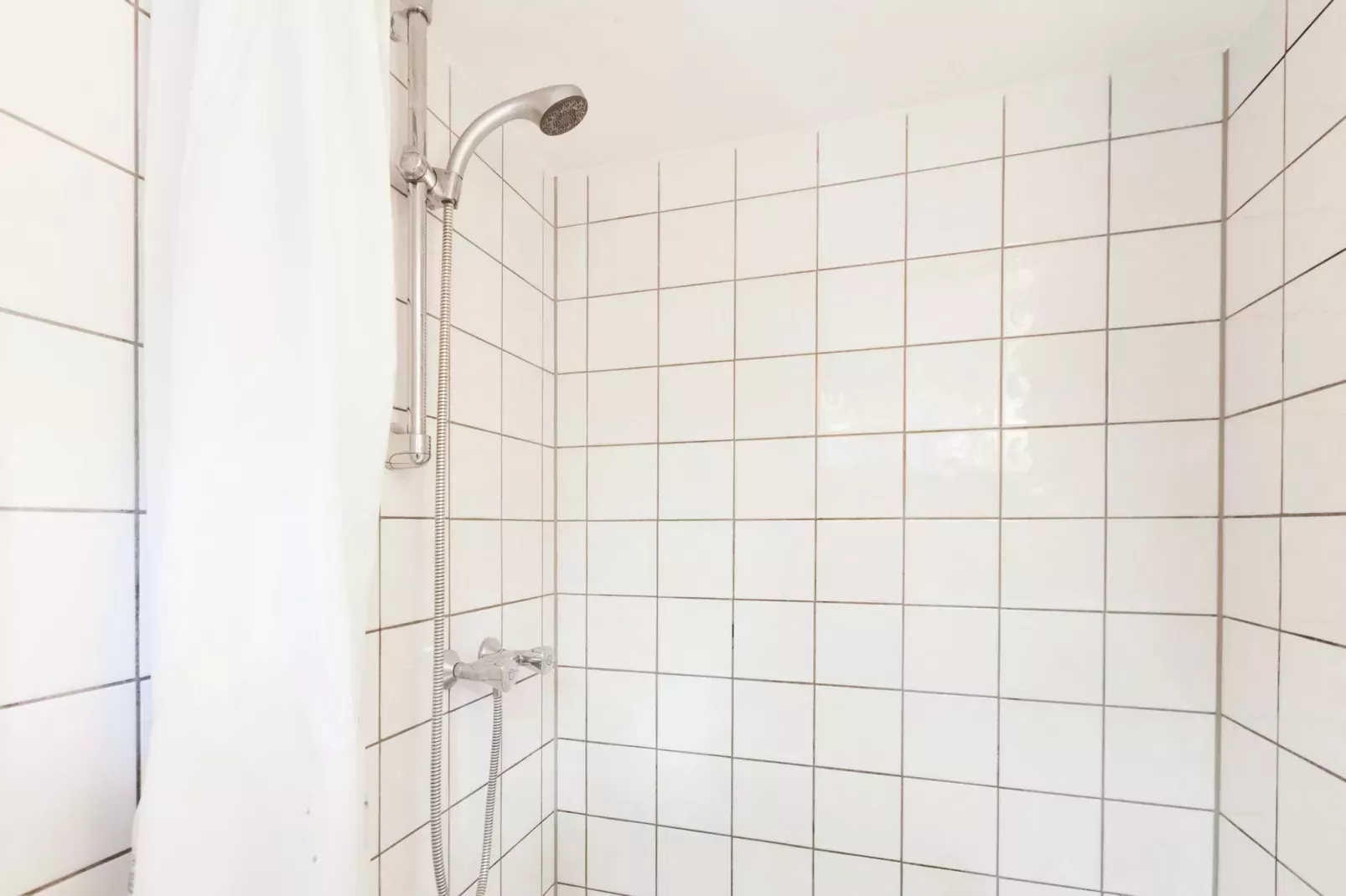 Huisje op de Hei-Badkamer