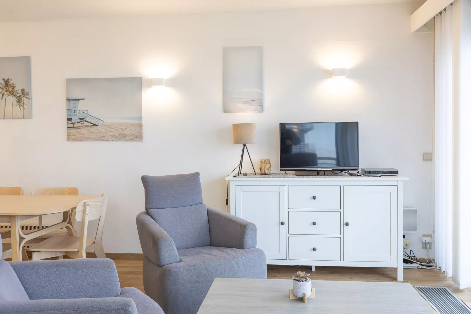 Twins 0503-Woonkamer