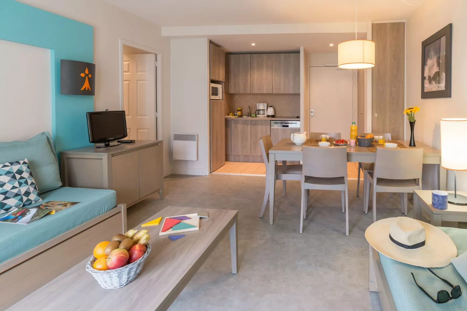 Residence L'Archipel Perros-Guirec // 25S Superior - Apt 5 p- 1 bedroom - sea view-Woonkamer