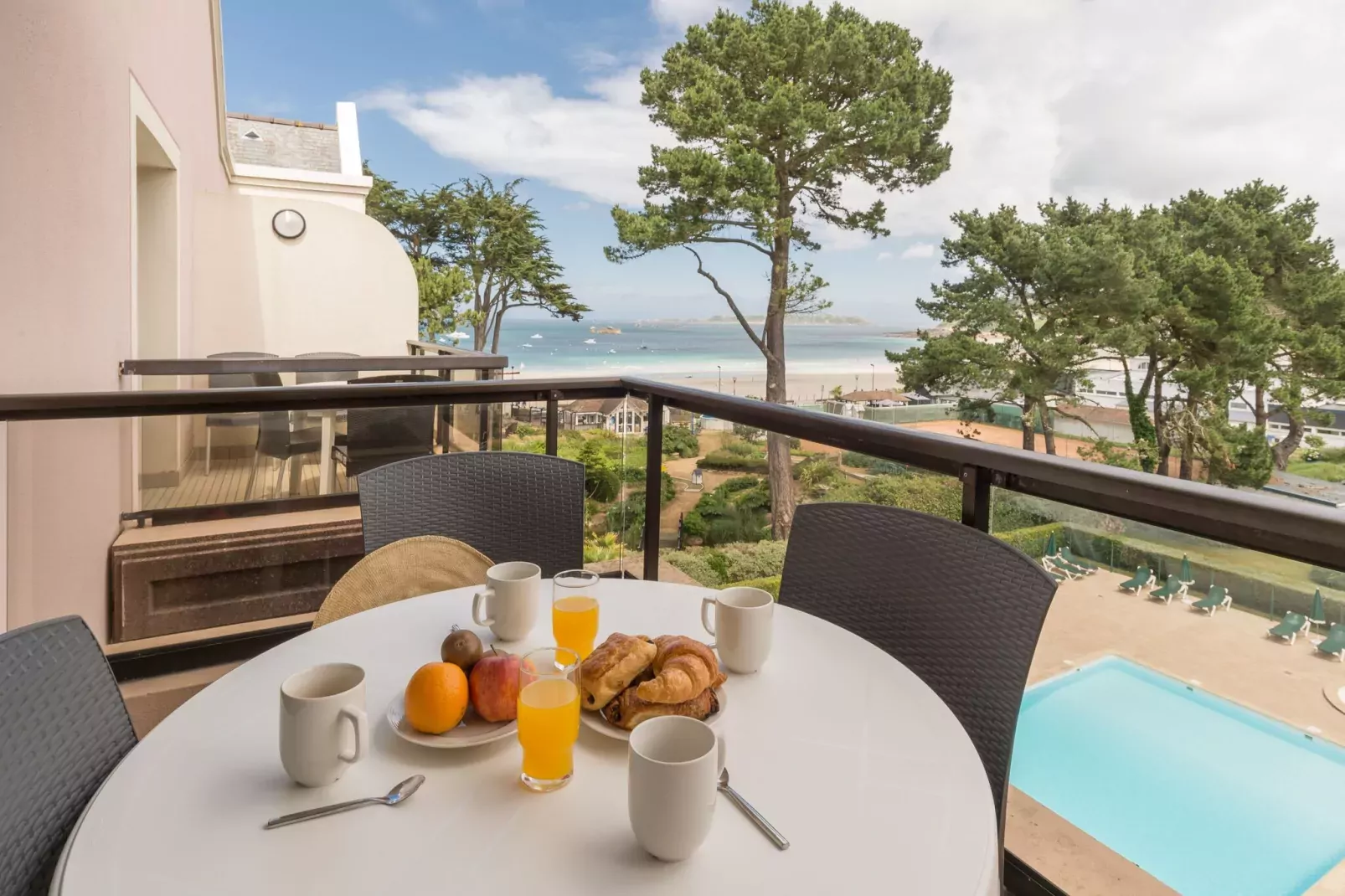Residence L'Archipel Perros-Guirec // 25S Superior - Apt 5 p- 1 bedroom - sea view-Terrasbalkon