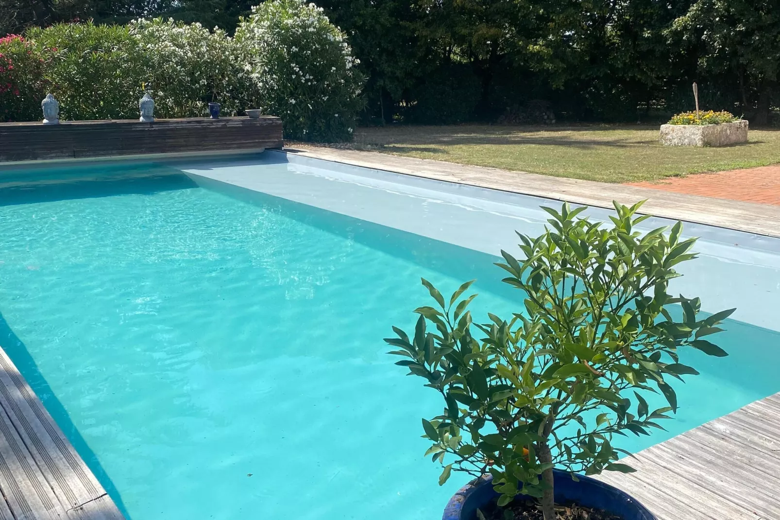 Villa Ravel-Zwembad