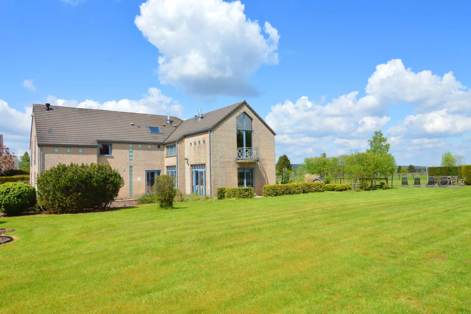 Residence Maxime 6 personnes-Buitenkant zomer