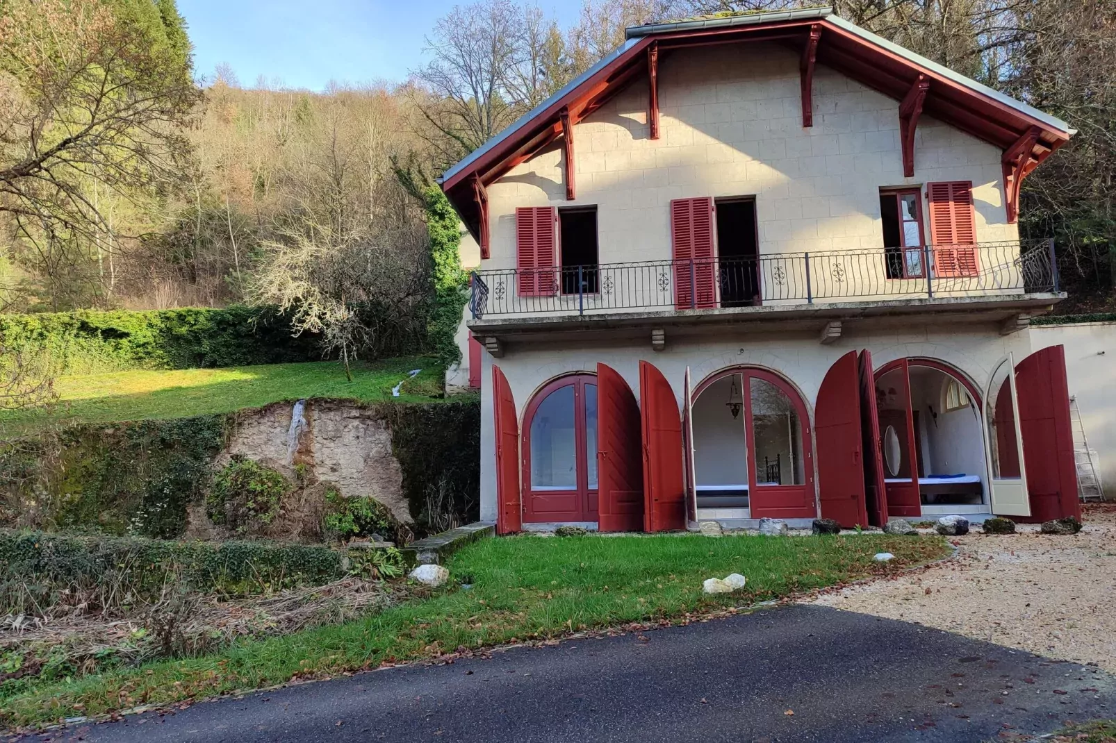 Le Chalet-Buitenkant zomer