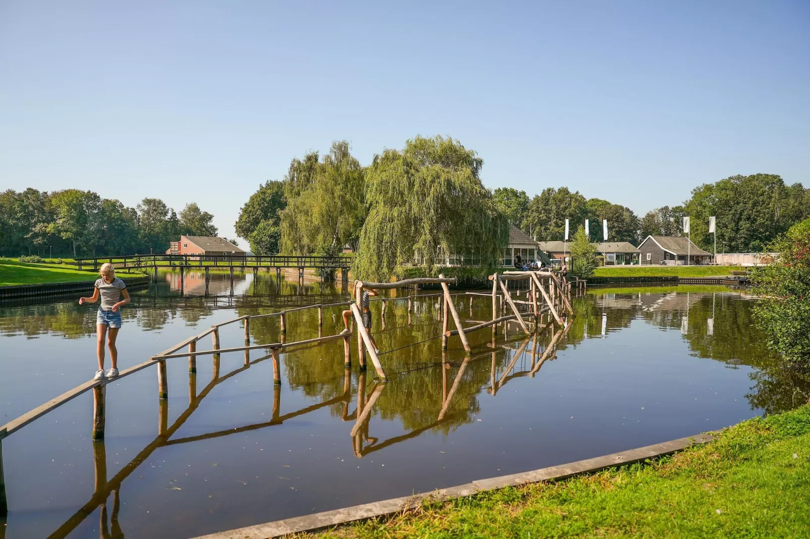 Hunzepark 2-Parkfaciliteiten