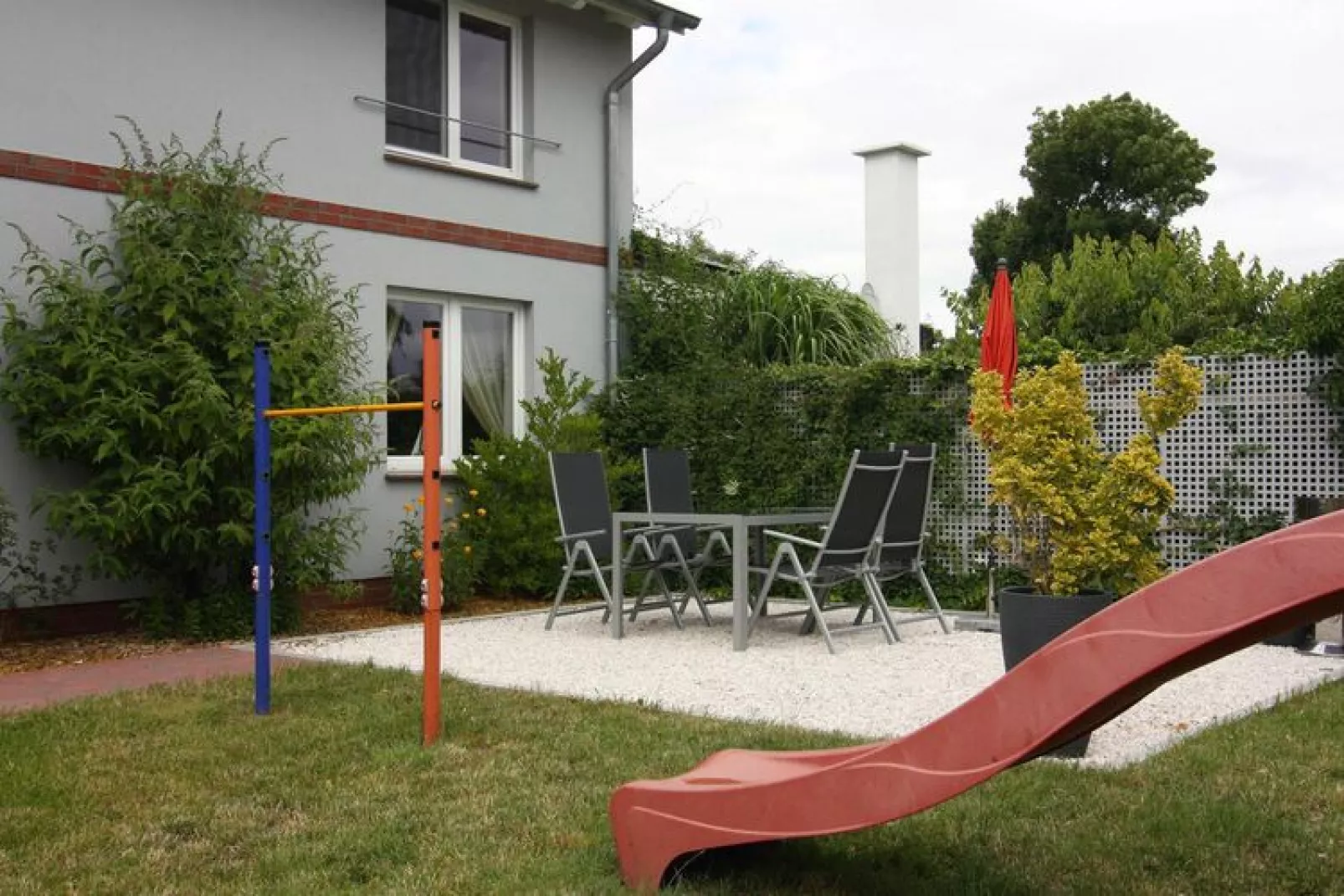 Ferienwohnung in Ribnitz-Damgarten-Buitenkant zomer
