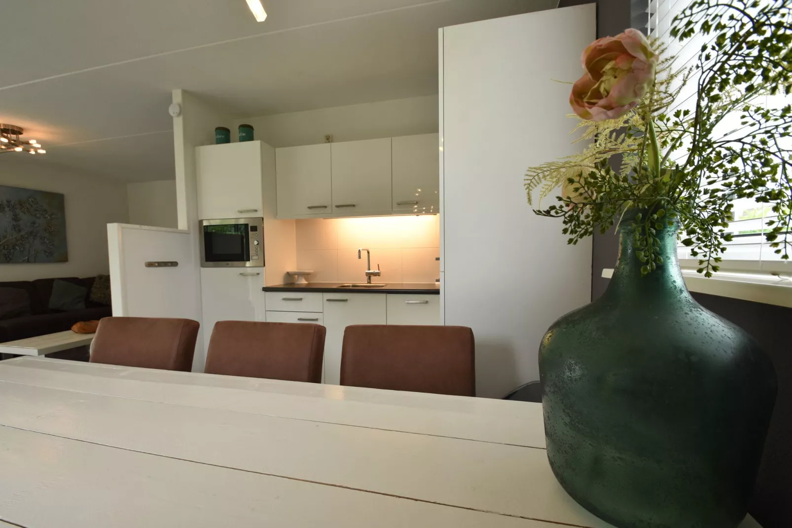 Wellness aan het Water-Eetkamer