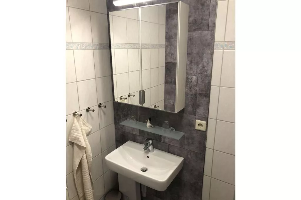 310188-Badkamer