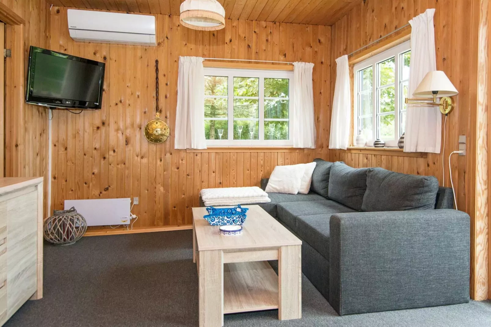 Rustieke Cottage nabij Kvie Lake-By Traum