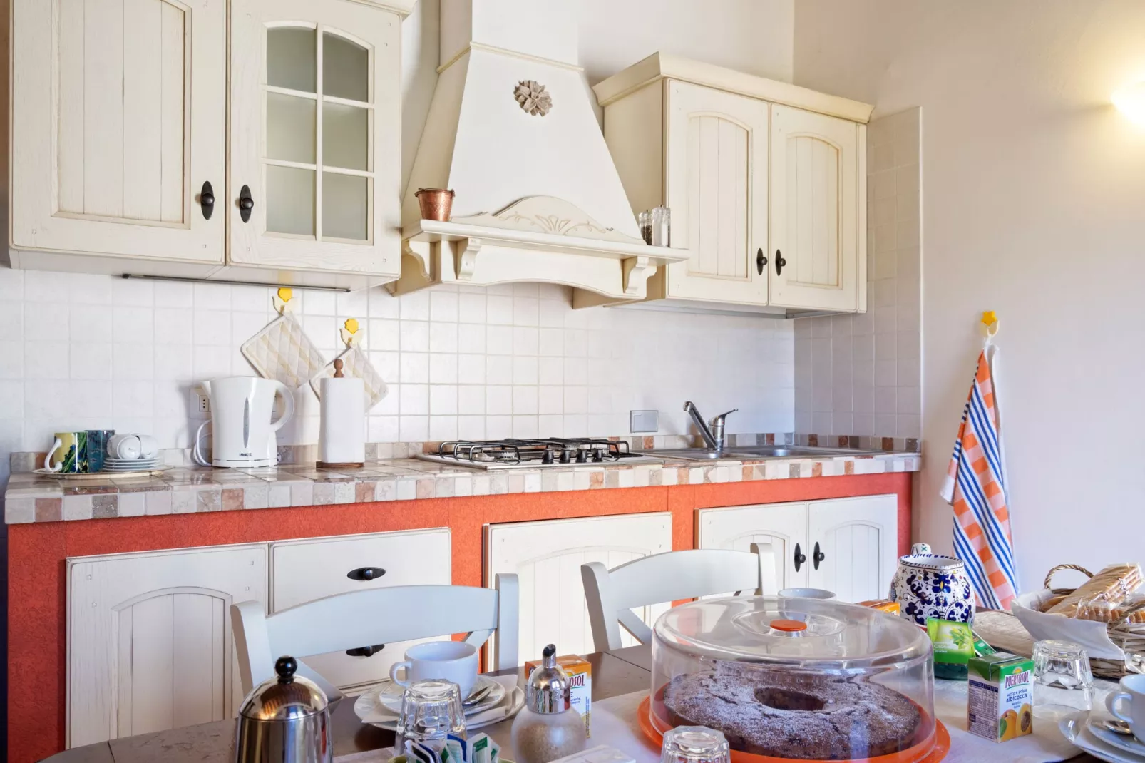 Il  Piccolo Noce Cannella-Keuken