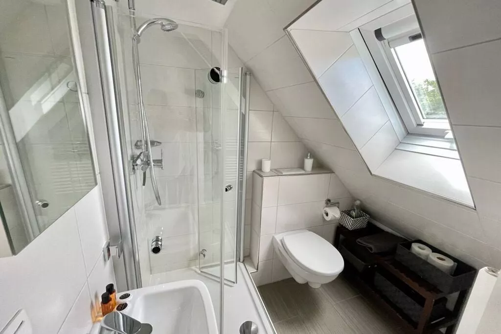 70618-Badkamer
