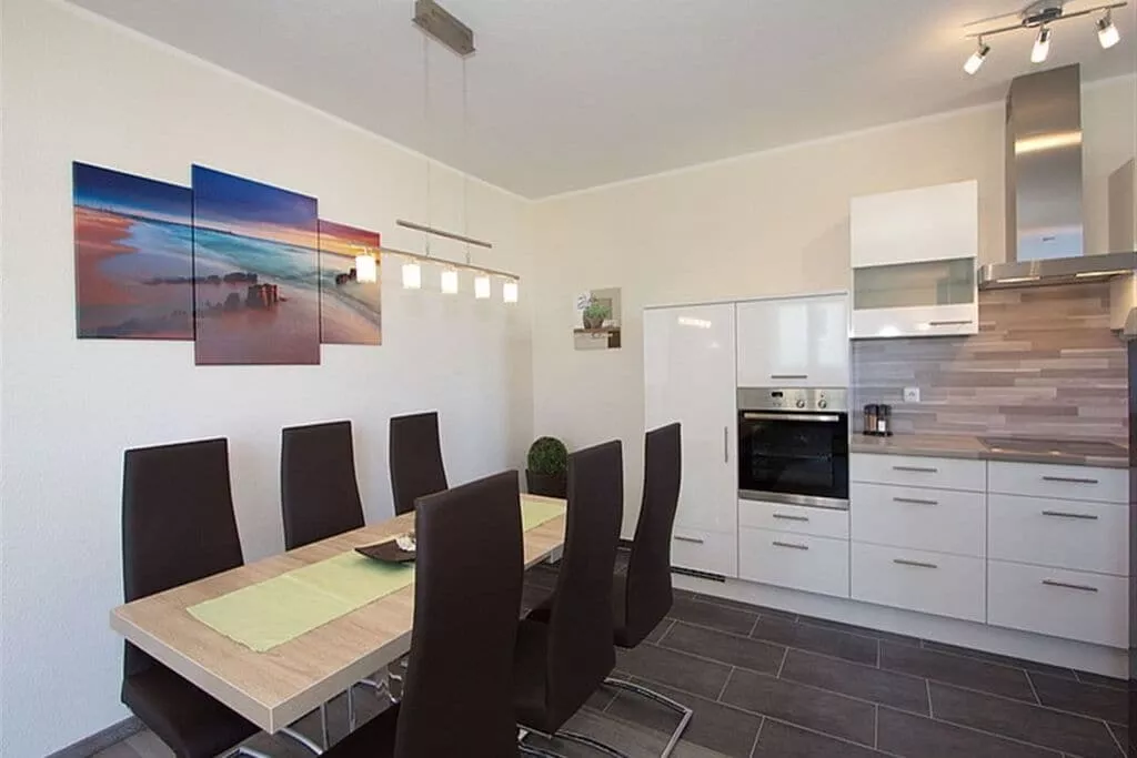 176391-Eetkamer