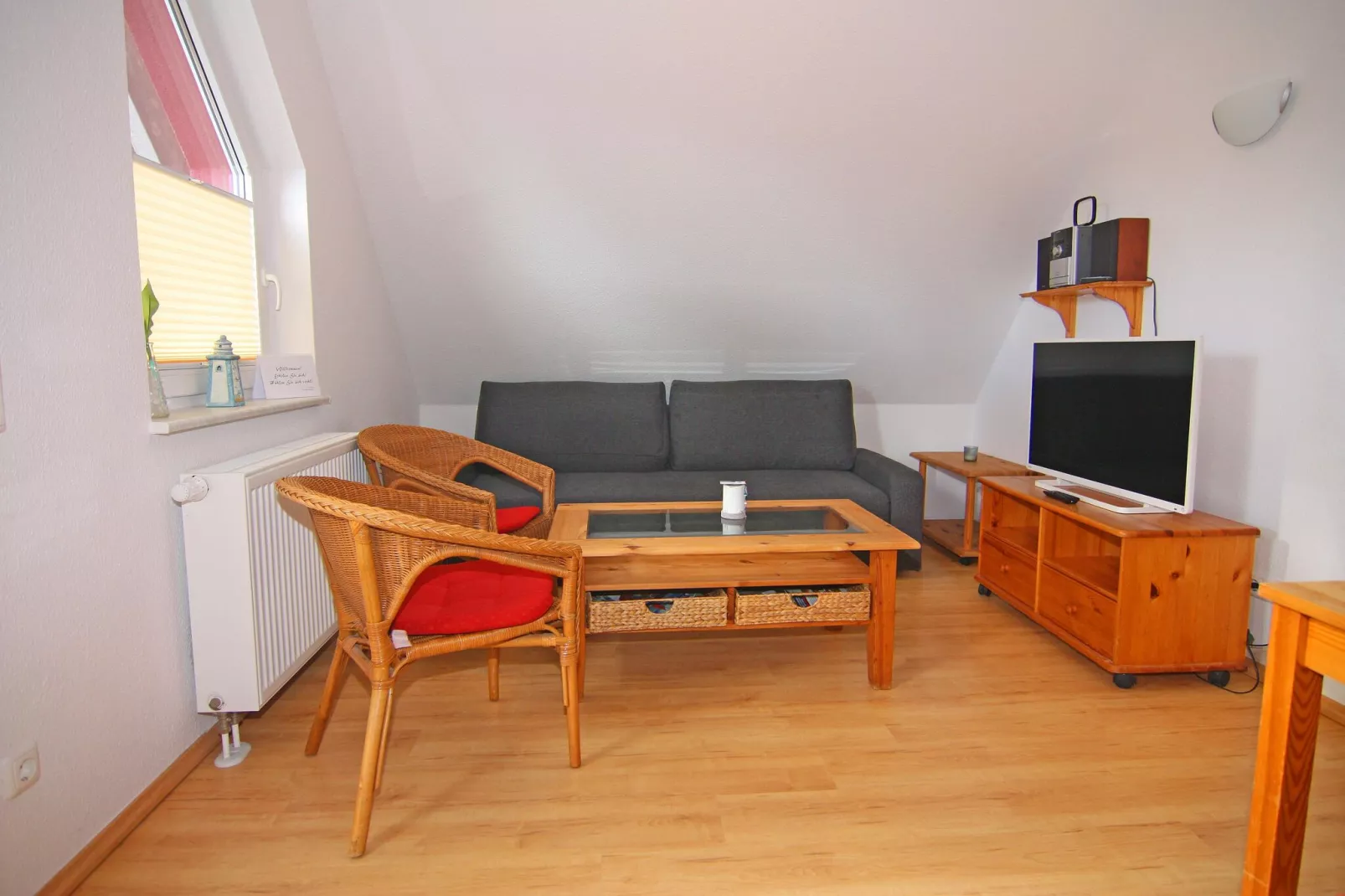 Im OG 50 qm-Woonkamer