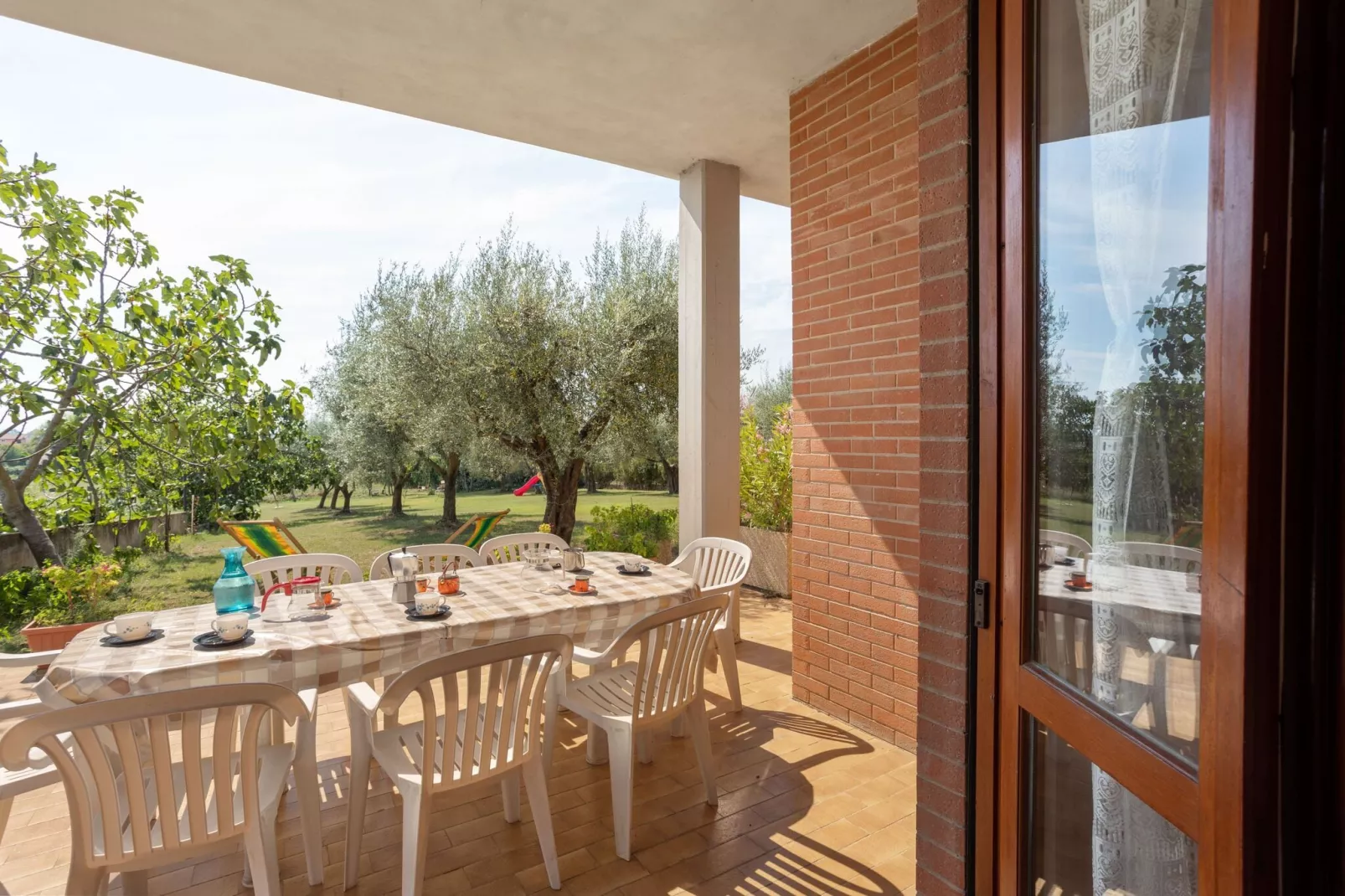 Casa Tommaso - Quadri P T - 8 pax-Terrasbalkon