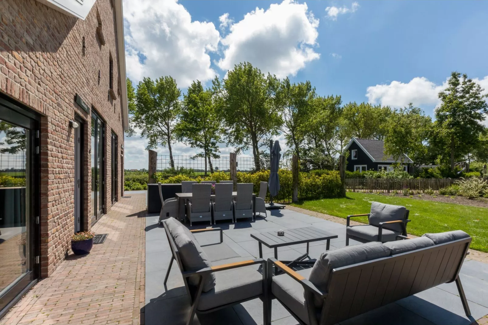 Lepelstraat 18A  Vrouwenpolder "'t Blauwtje"-Terrasbalkon