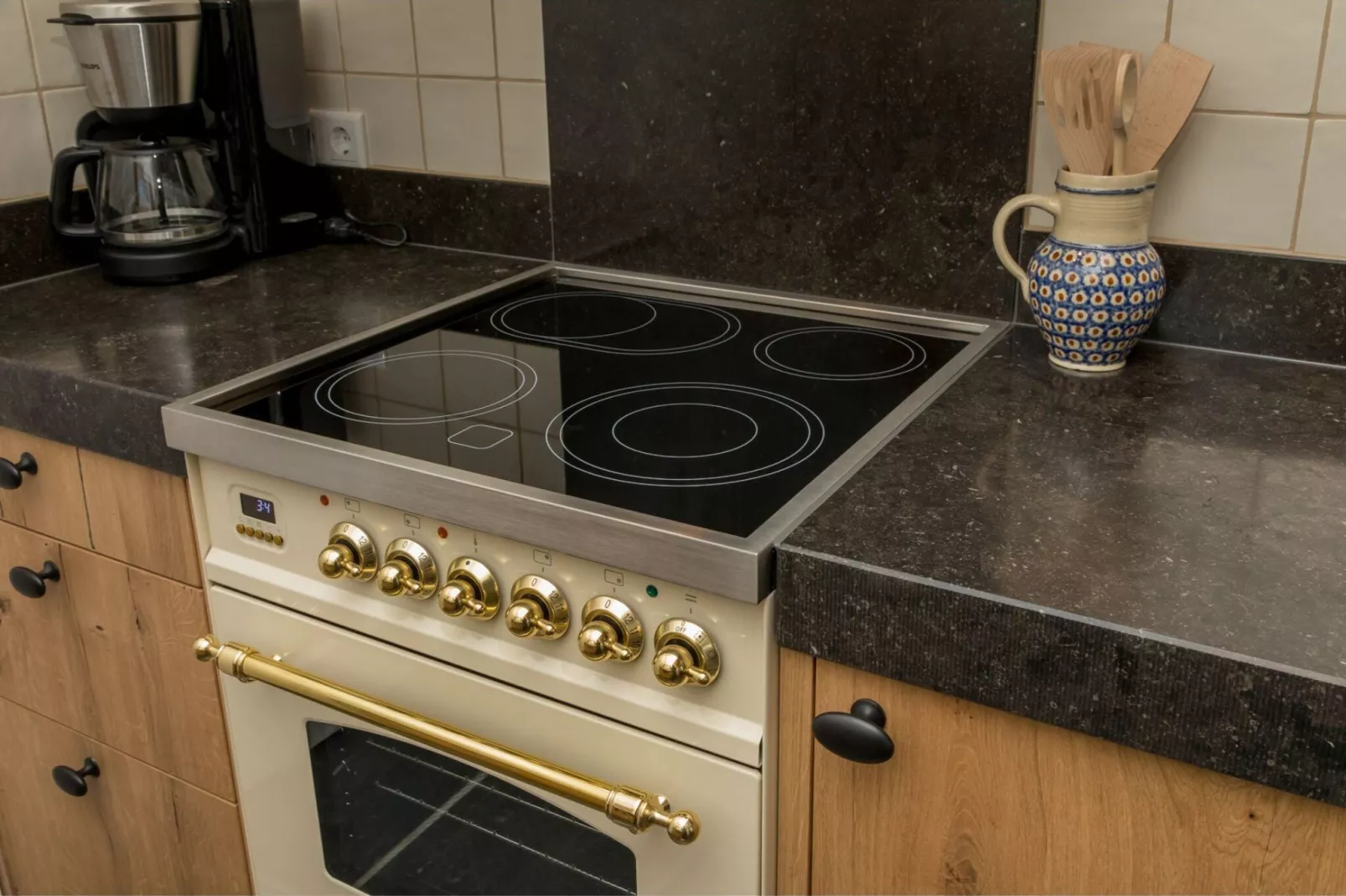 Lepelstraat 18C  Vrouwenpolder-Keuken