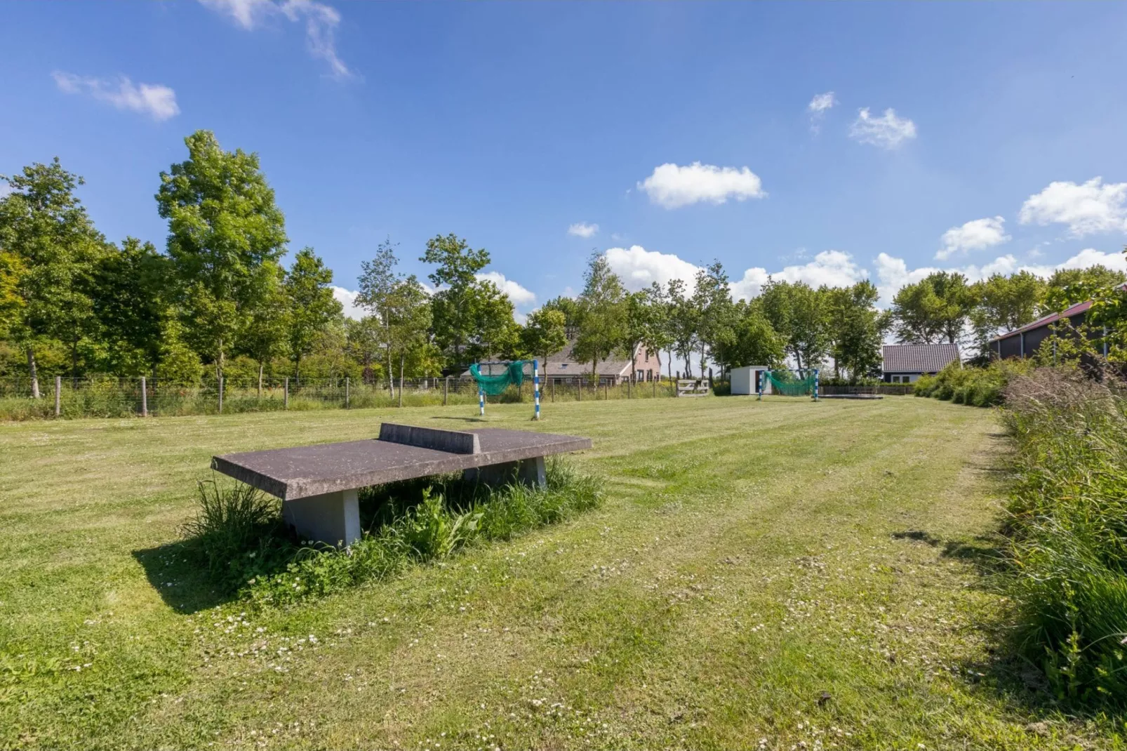 Lepelstraat 18C  Vrouwenpolder-Faciliteiten