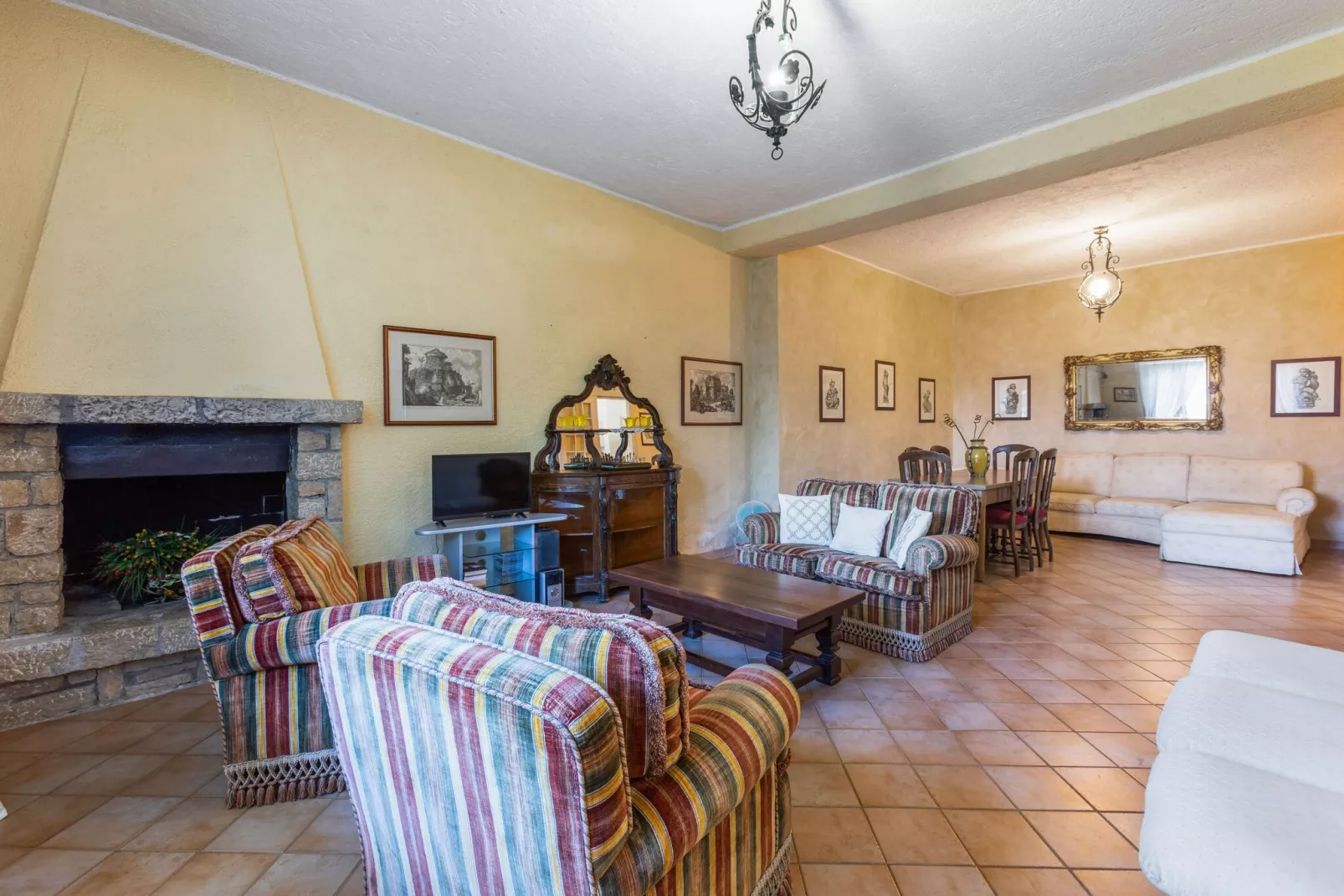 Villa Vista Lago-Woonkamer