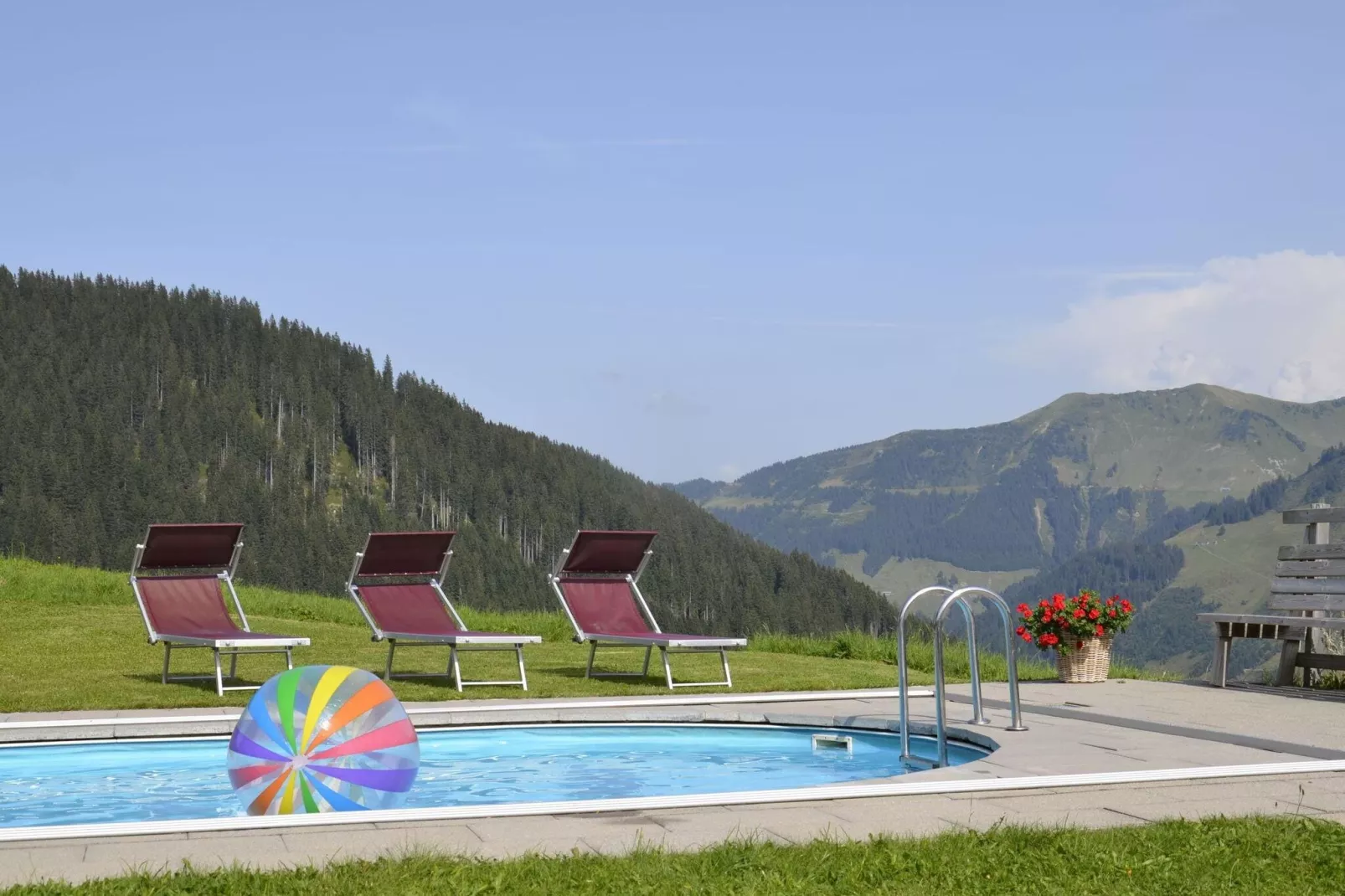 Schönblick 1-Zwembad