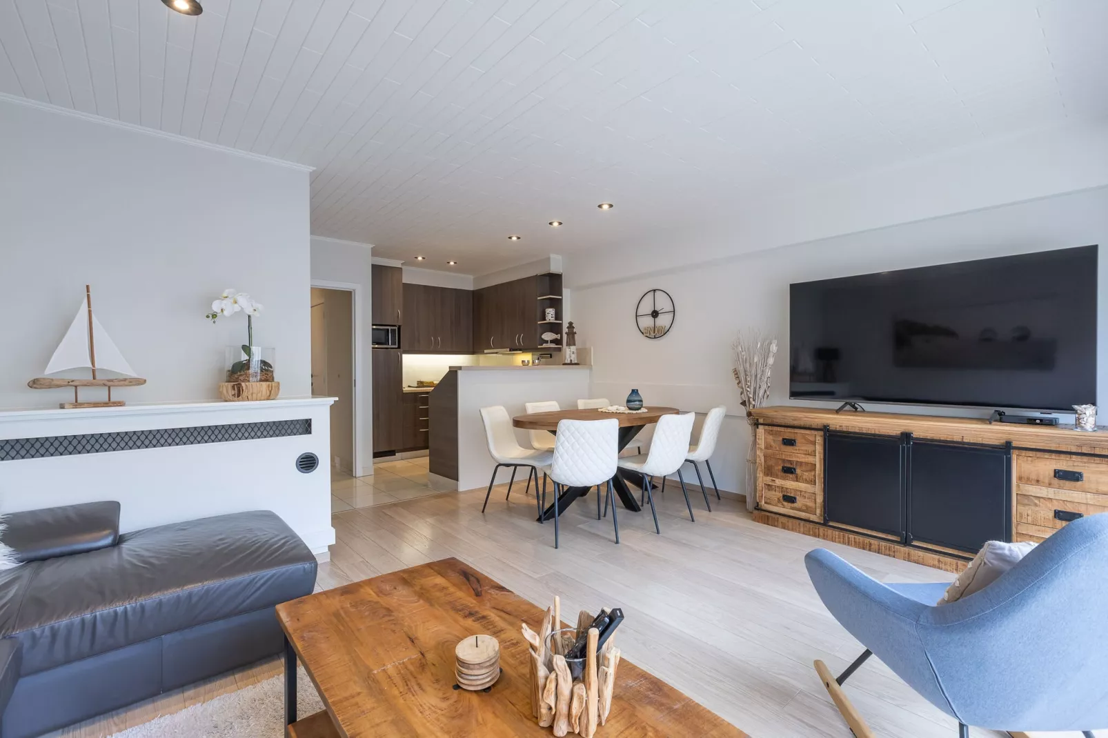 Vandenheuvel 0406-Woonkamer