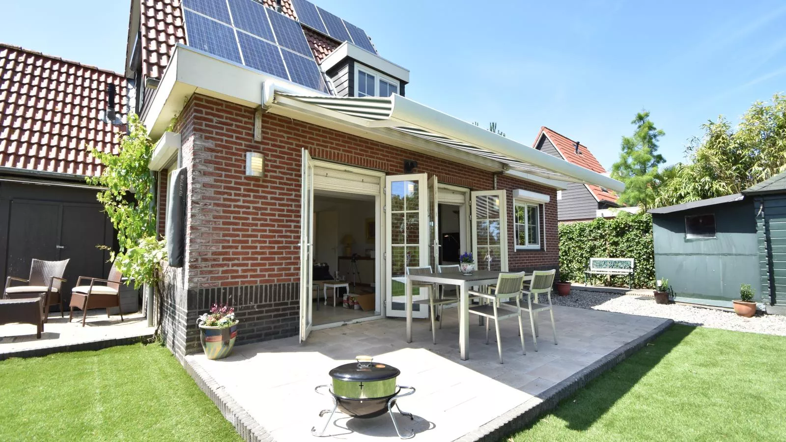 Villa Robinie-Tuinen zomer