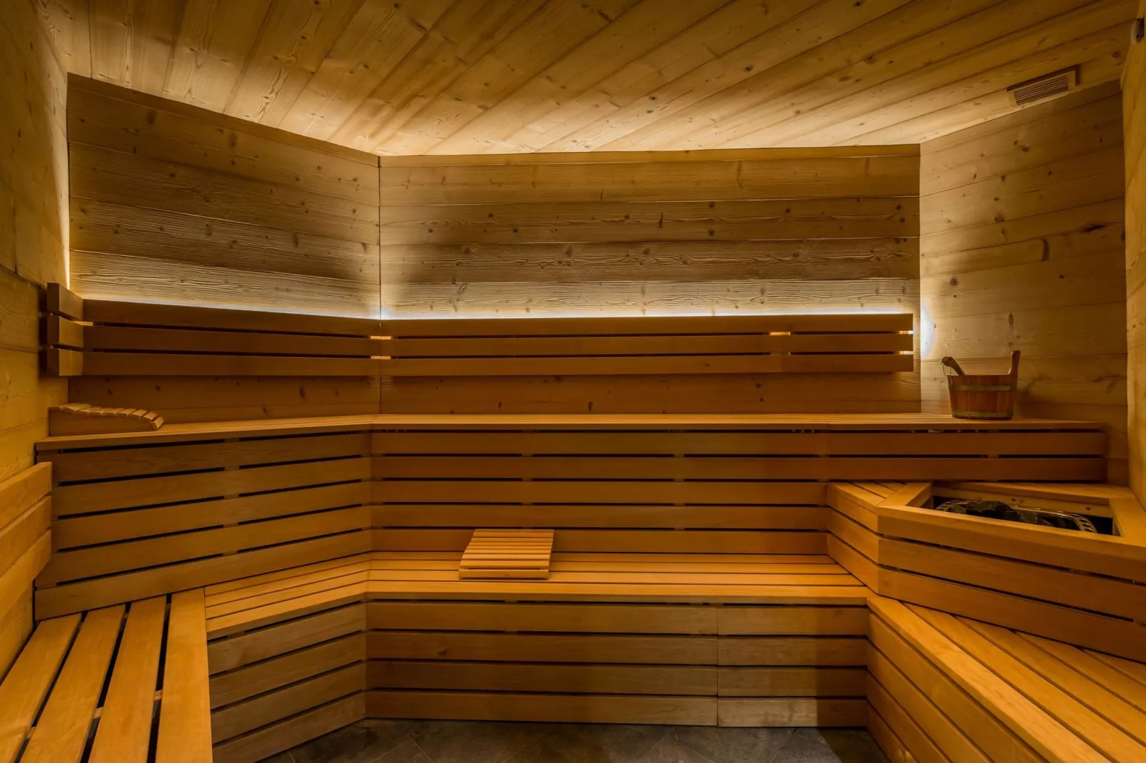 Chalet Altitude Val Thorens 8-Wellness